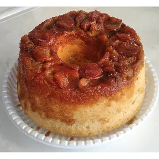 BOLO DE BANANA COM CASTANHA DO PARA E UVA PASSAS